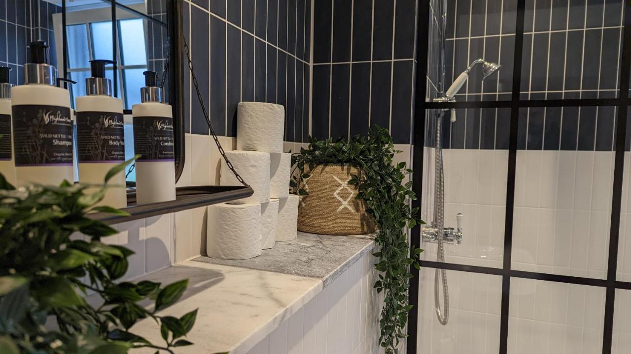 The Seelies - Luxury Aparthotel - By The House Of Danu Kingussie Εξωτερικό φωτογραφία